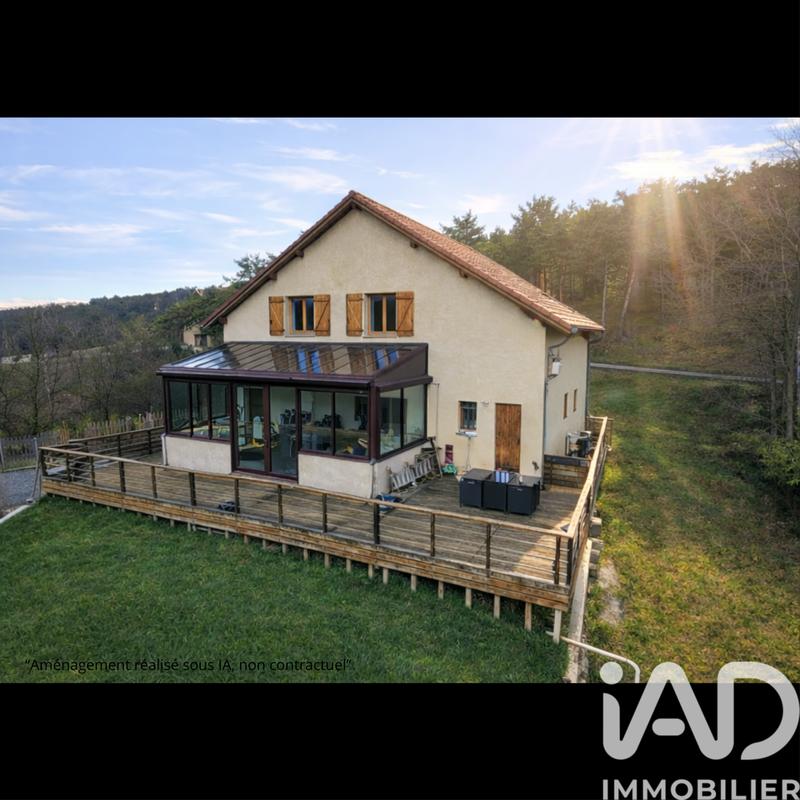 Maison - 157 m² - 7 pièces