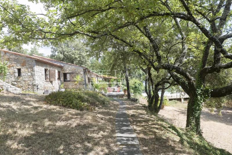 Ferme - 180 m² - 7 pièces