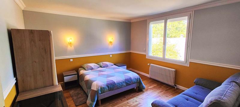 Maison - 253 m² - 11 pièces