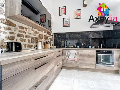 Maison - 90 m² - 4 pièces