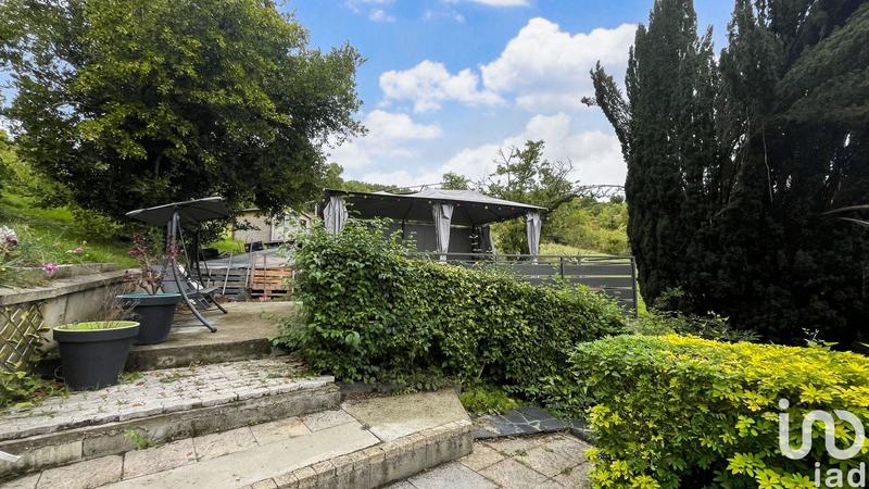 Maison - 213 m² - 8 pièces