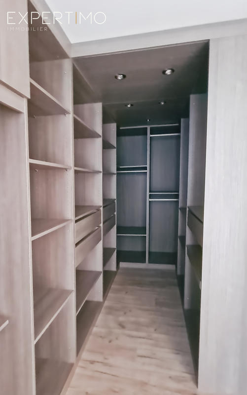 Maison - 187 m² - 6 pièces