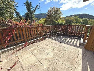 Maison - 194 m² - 7 pièces