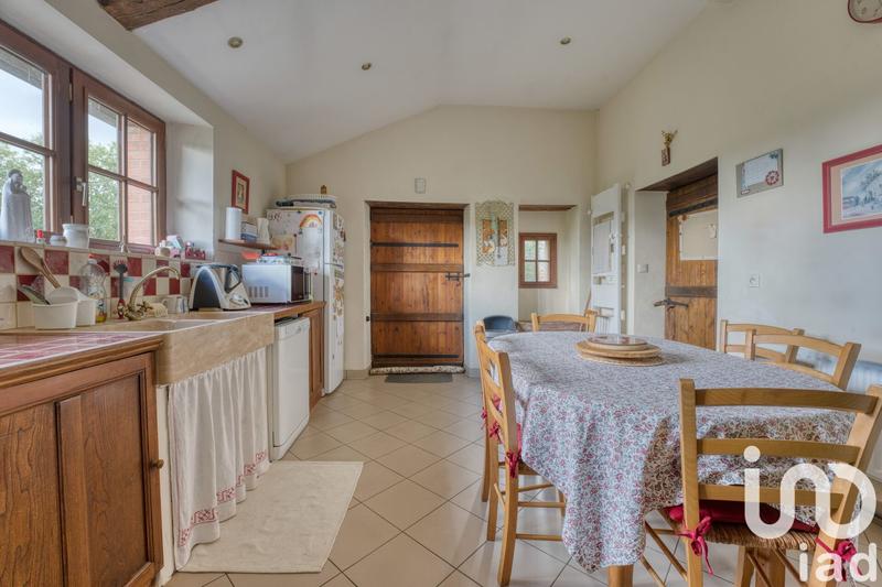 Maison - 310 m² - 12 pièces