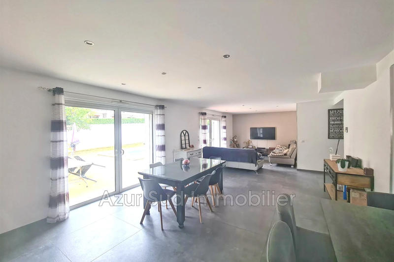 Maison - 123 m² - 6 pièces