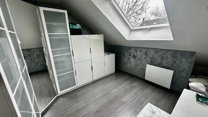 Maison - 215 m² - 8 pièces