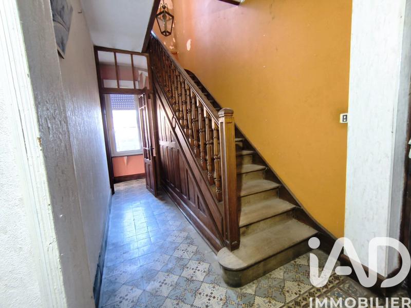 Maison - 198 m² - 8 pièces