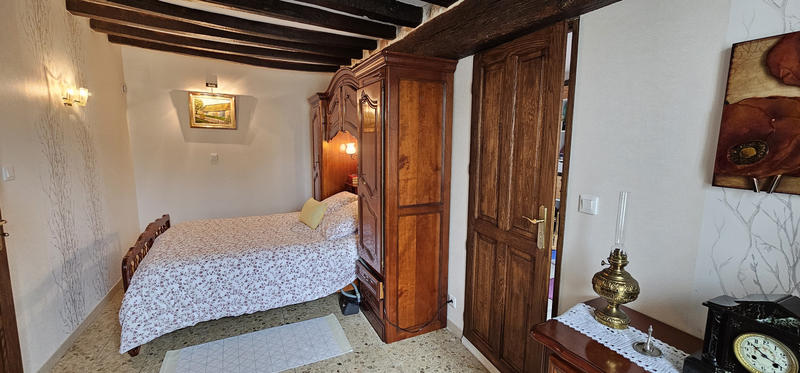 Propriété - 276 m² - 9 pièces