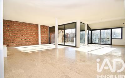 Duplex - 170 m² - 4 pièces