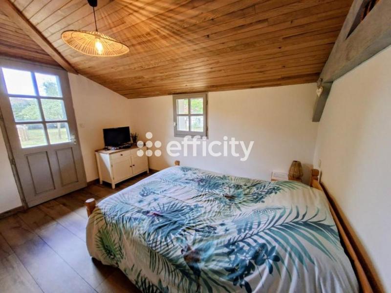 Demeure - 262 m² - 12 pièces