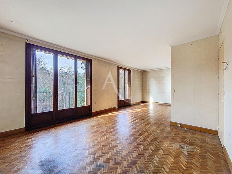 Appartement - 91 m² - 4 pièces