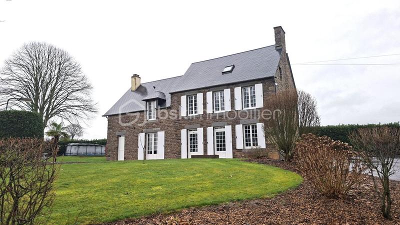 Maison en pierre - 145 m² - 8 pièces