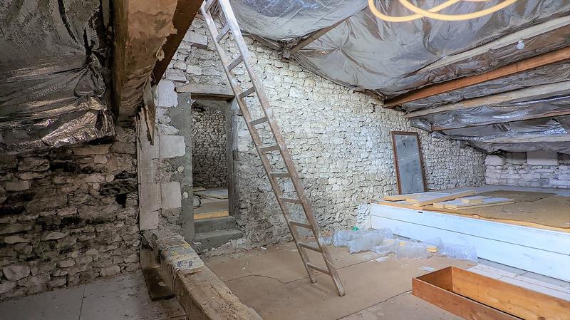 Maison - 280 m² - 8 pièces