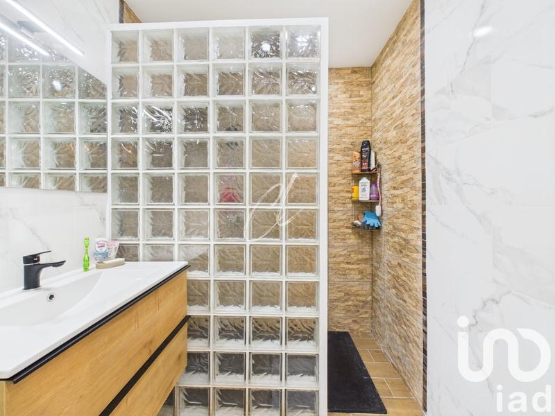 Maison - 360 m² - 13 pièces