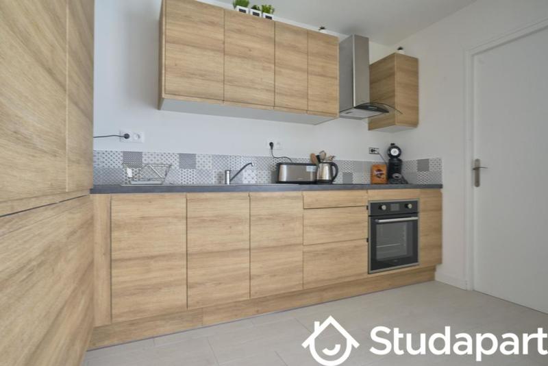 Chambre - 11 m² - 1 pièce