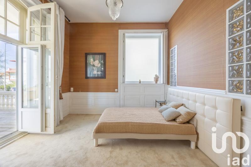 Appartement - 99 m² - 3 pièces