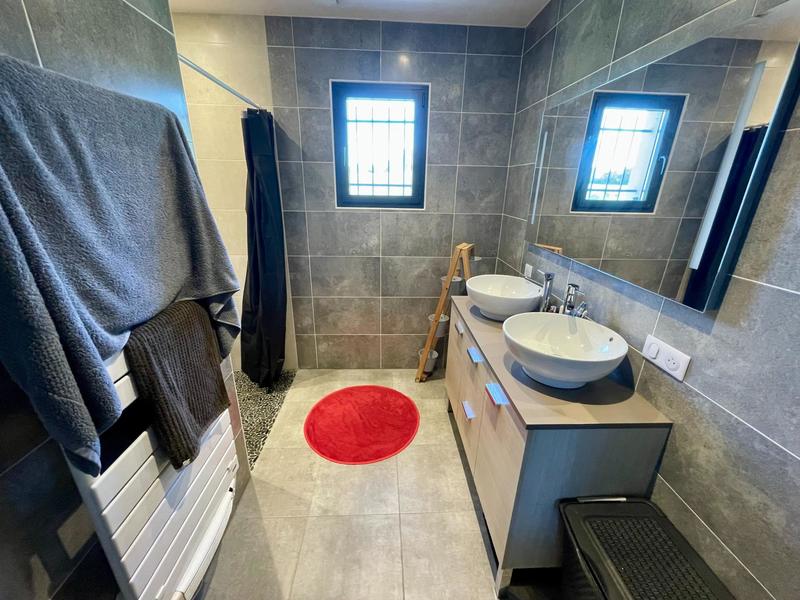 Maison - 122 m² - 4 pièces