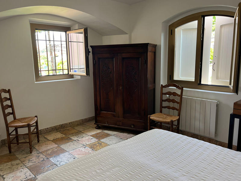 Maison - 210 m² - 5 pièces