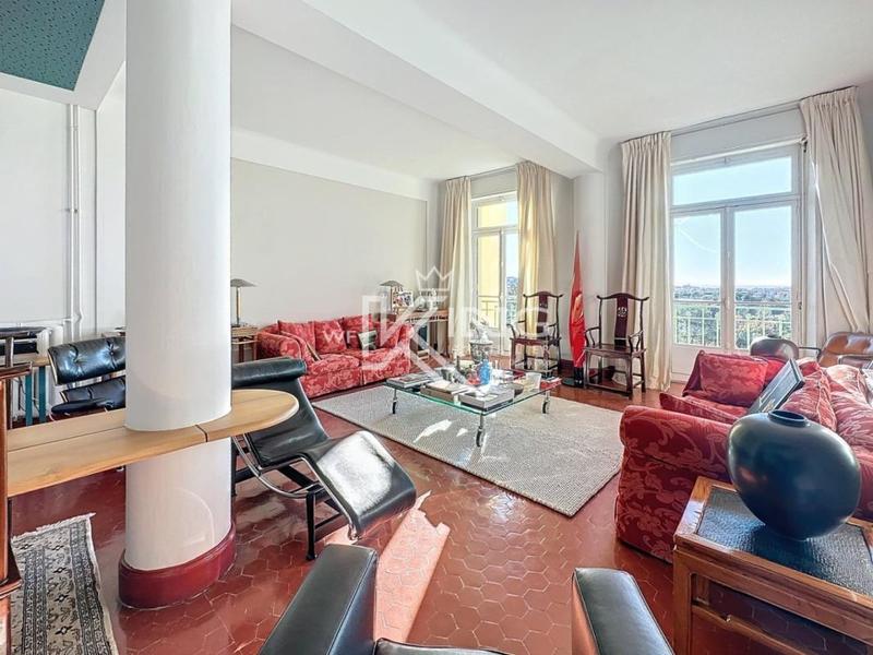 Appartement - 134 m² - 3 pièces