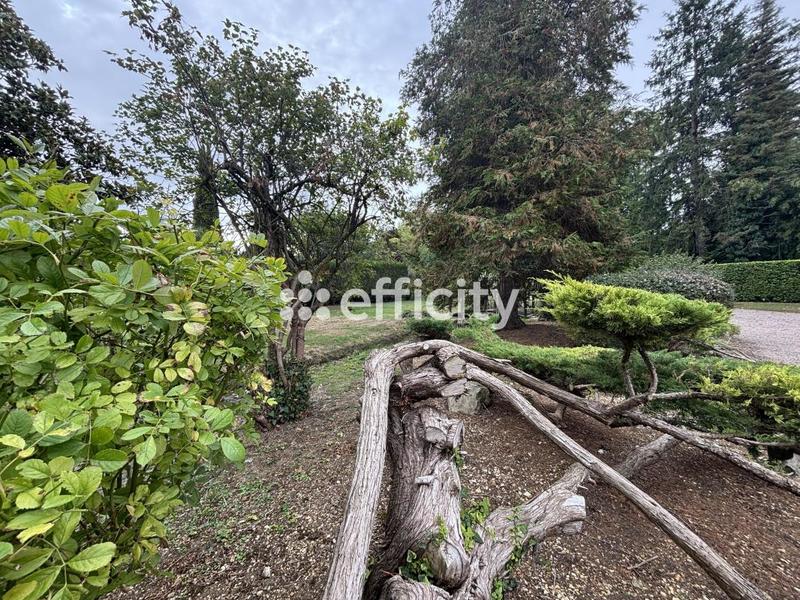 Villa - 340 m² - 15 pièces