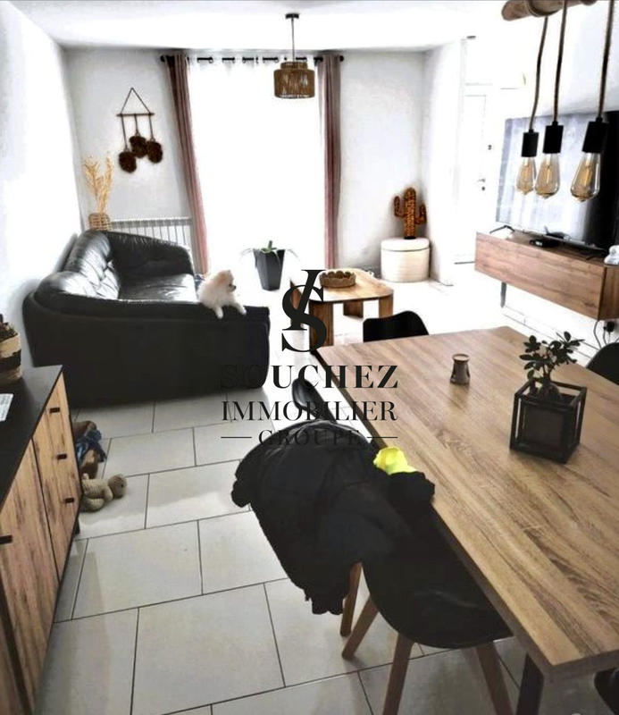 Maison - 90 m² - 5 pièces