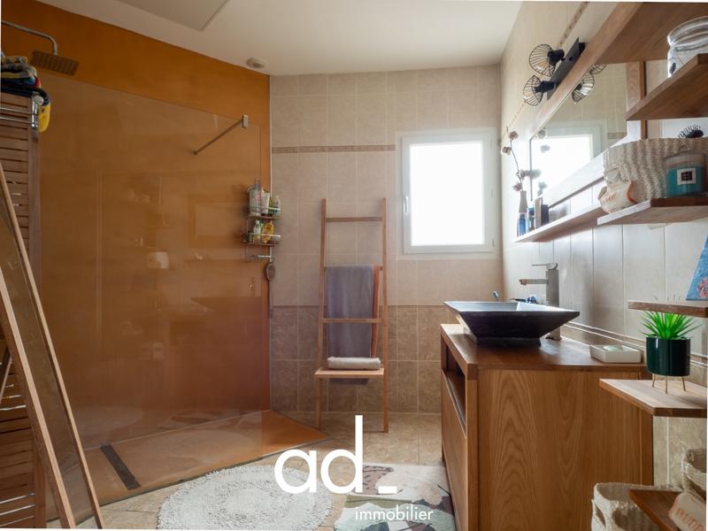 Maison - 178 m² - 6 pièces