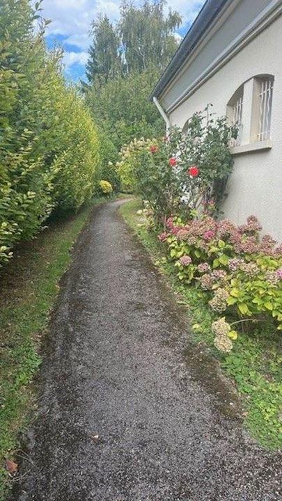 Propriété - 200 m² - 8 pièces