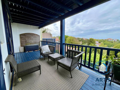 Appartement - 83 m² - 4 pièces