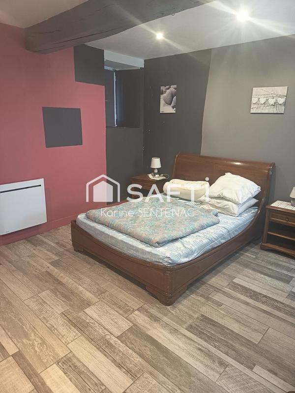 Maison - 283 m² - 8 pièces