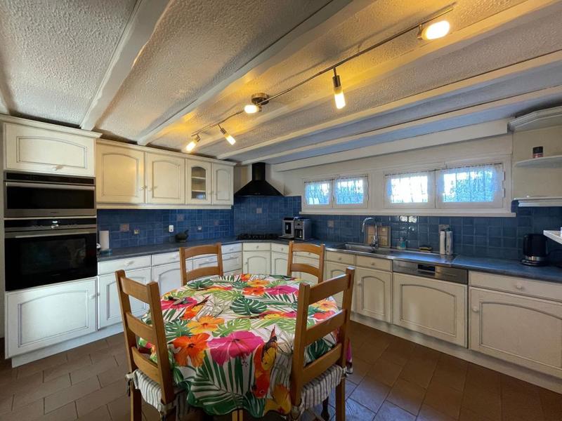 Maison - 146 m² - 7 pièces