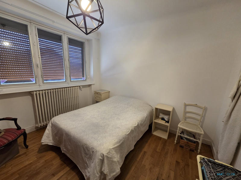 Maison - 186 m² - 7 pièces