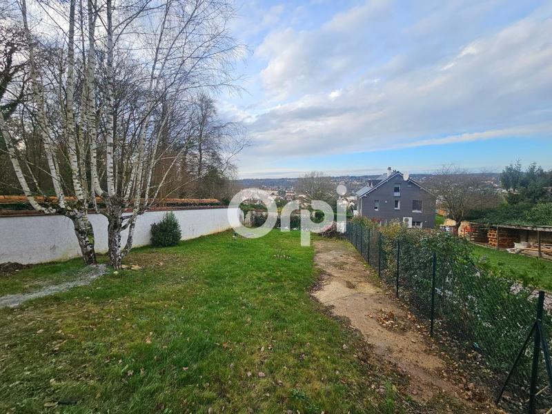 Maison - 93 m² - 4 pièces