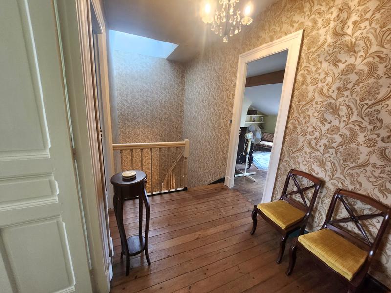 Maison de ville - 148 m² - 7 pièces