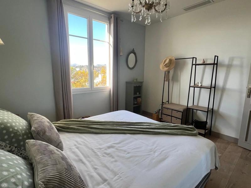 Appartement - 75 m² - 4 pièces