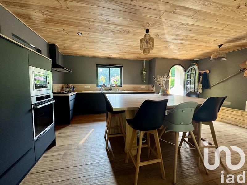 Maison - 147 m² - 6 pièces