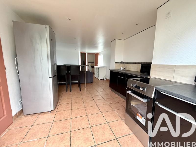 Maison - 223 m² - 9 pièces
