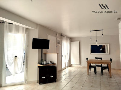 Maison - 128 m² - 7 pièces