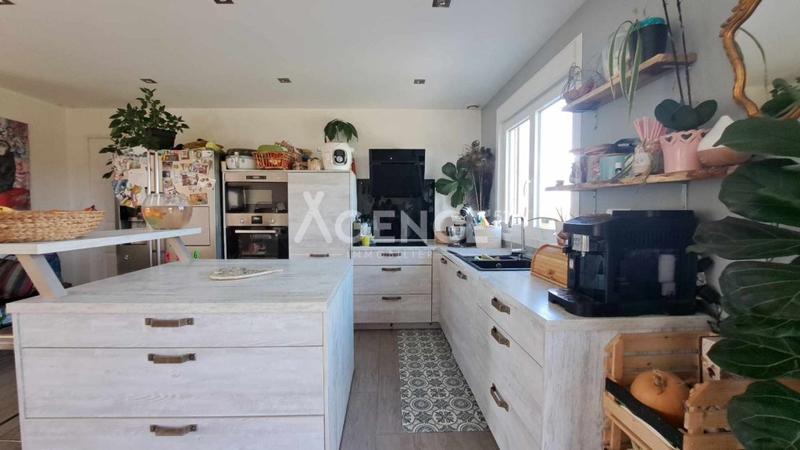 Maison - 95 m² - 4 pièces