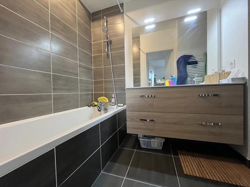 Appartement - 108 m² - 5 pièces