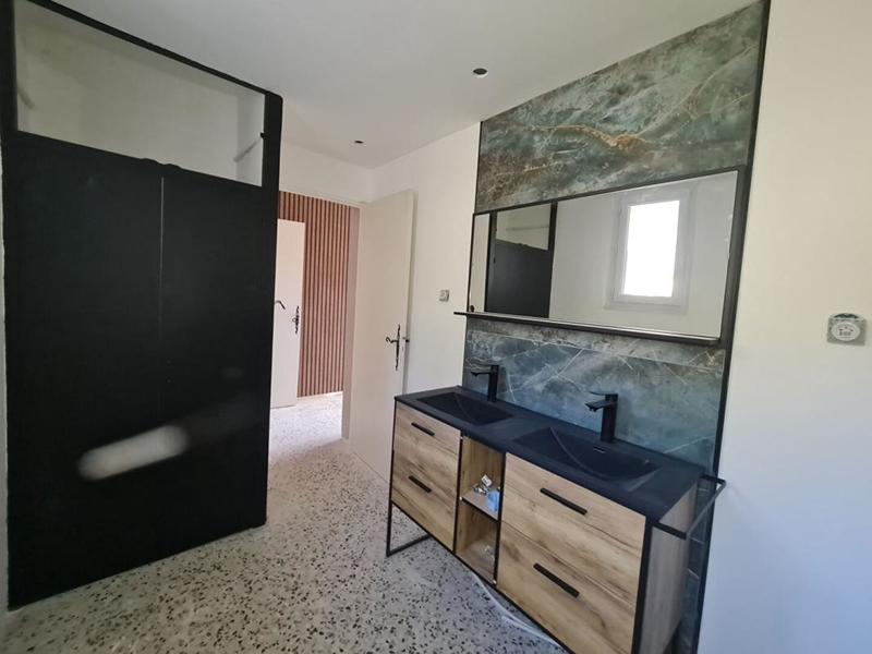 Maison - 195 m² - 8 pièces