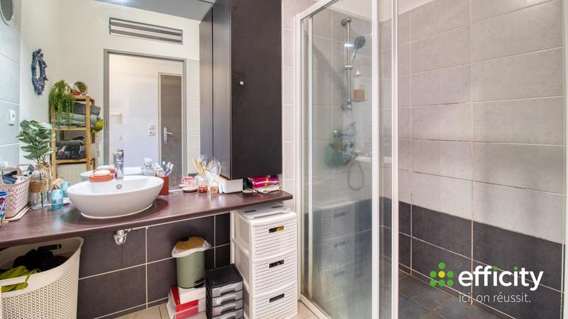 Appartement - 81 m² - 3 pièces