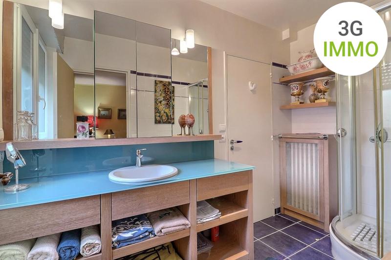 Appartement - 125 m² - 5 pièces