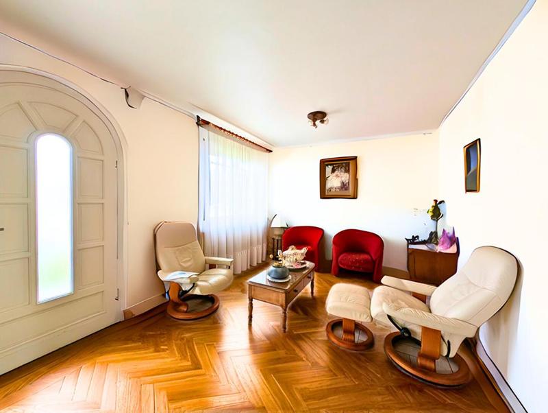 Maison - 120 m² - 7 pièces