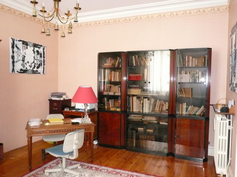 Maison - 228 m² - 7 pièces