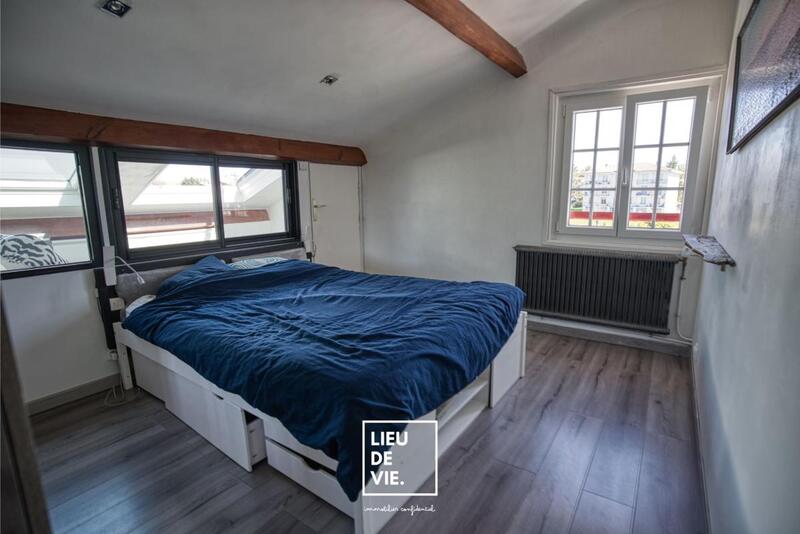 Appartement ancien - 69 m² - 3 pièces