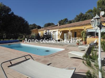 Maison - 137 m² - 6 pièces