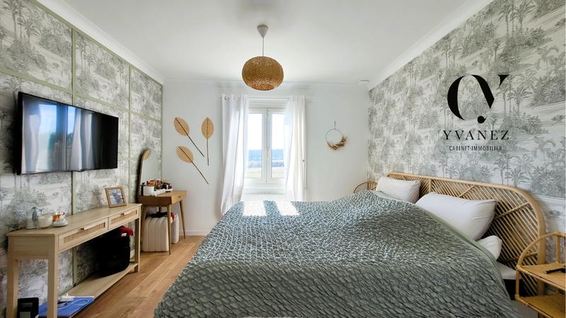 Maison - 151 m² - 6 pièces