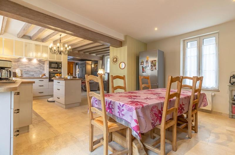 Maison - 190 m² - 8 pièces