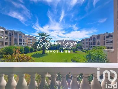 Appartement - 90 m² - 4 pièces