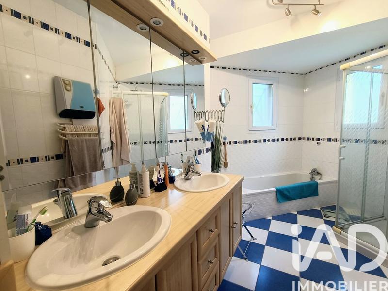 Maison - 112 m² - 4 pièces